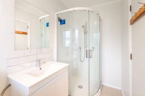 Photo of property in 1 Anthony Grove, Paraparaumu Beach, Paraparaumu, 5032