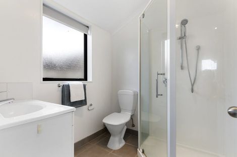 Photo of property in 1 Cathcart Close, Pukekohe, 2120