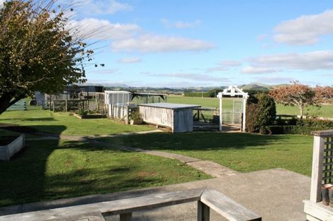 Photo of property in 183 Cowper Road, Dannevirke, 4976