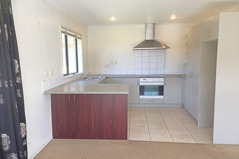 Photo of property in 6 Bokeen Lane, Flat Bush, Auckland, 2019