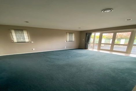 Photo of property in 169a Memorial Avenue, Burnside, Christchurch, 8053