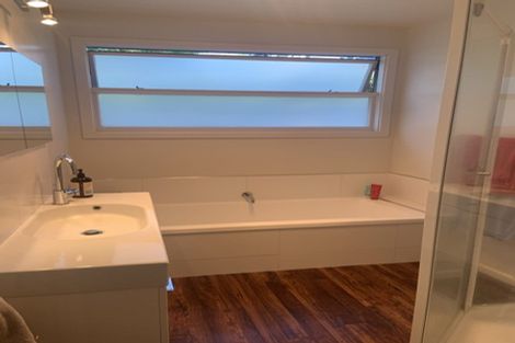 Photo of property in 52 Hawthorne Street, Strowan, Christchurch, 8052