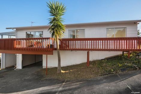 Photo of property in 779 East Coast Road, Northcross, Auckland, 0630