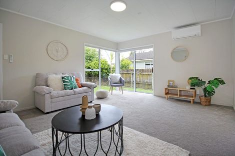 Photo of property in 2 Misty Place, Papatoetoe, Auckland, 2025