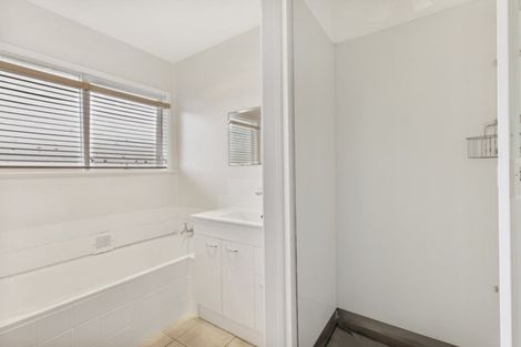 Photo of property in 1/5 Ashdown Place, Pahurehure, Papakura, 2113