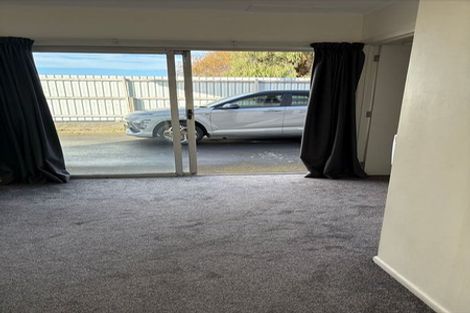 Photo of property in 4a Harris Road, Mount Wellington, Auckland, 1051