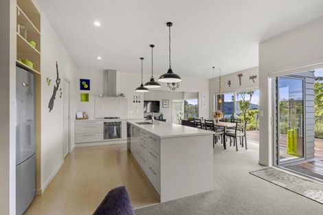 Photo of property in 5c Sunshine Rise, Raglan, 3225