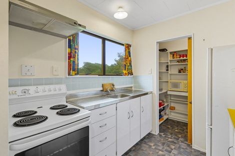 Photo of property in 5 Norna Grove, Waikawa Beach, Manakau, 5573