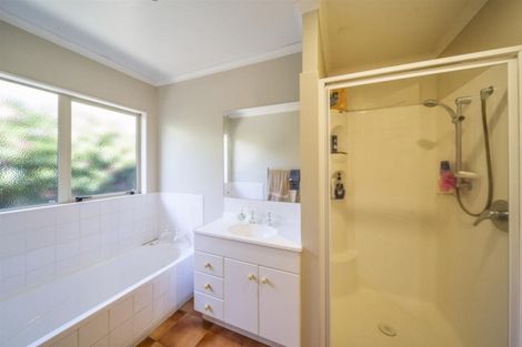 Photo of property in 255 Glover Road, Hawera, 4610