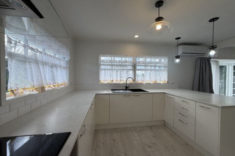 Photo of property in 1a Everglade Drive, Goodwood Heights, Auckland, 2105