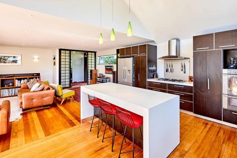 Photo of property in 15 Kowhai Street, Eastbourne, Lower Hutt, 5013