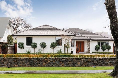 Photo of property in 33 Elmira Avenue, Hokowhitu, Palmerston North, 4410