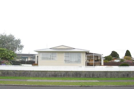 Photo of property in 210 Parklands Avenue, Bell Block, New Plymouth, 4312