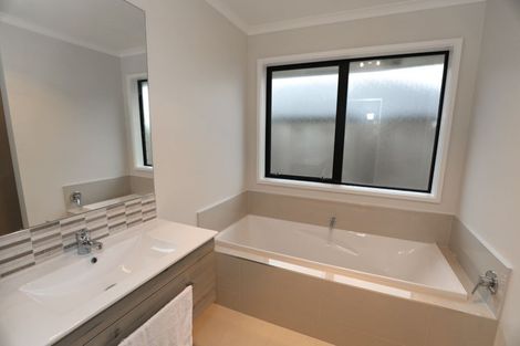 Photo of property in 13 Awanui Avenue, Te Kauwhata, 3710