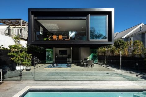 Photo of property in 61 Rose Road, Grey Lynn, Auckland, 1021