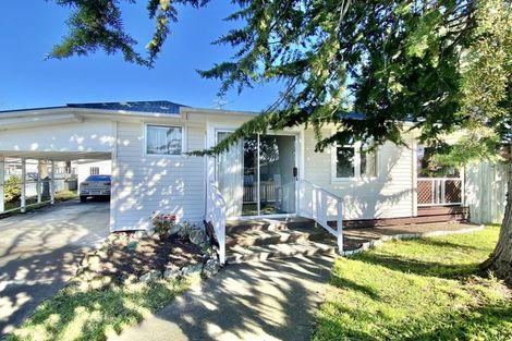 Photo of property in 207 Belvedere Road, Carterton, 5713