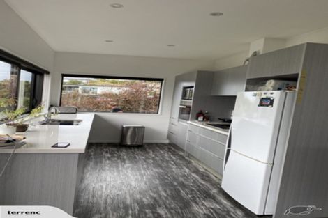 Photo of property in 5 Te Awakura Terrace, Mount Pleasant, Christchurch, 8081