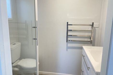 Photo of property in 22 Danbury Drive, Torbay, Auckland, 0630