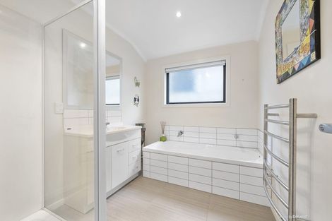 Photo of property in 33a Woodland Road, Johnsonville, Wellington, 6037