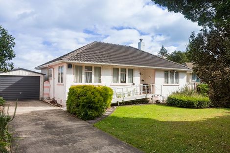 Photo of property in 30 Seddon Street, Takaro, Palmerston North, 4412