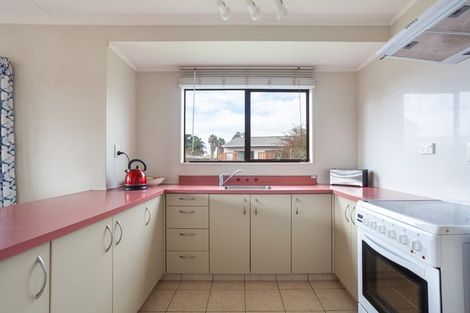 Photo of property in 4d Kimber Grove, Papamoa Beach, Papamoa, 3118