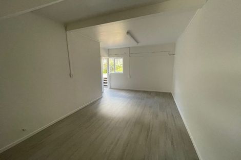 Photo of property in 2/19 Bucklands Beach Road, Bucklands Beach, Auckland, 2012