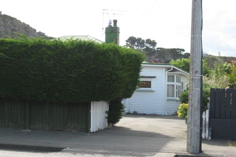 Photo of property in 4 Taupata Street, Redcliffs, Christchurch, 8081