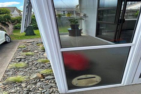 Photo of property in 2/9 Keeney Court, Papakura, 2110