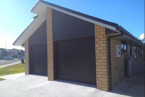 Photo of property in 102 Te Manatu Drive, Huntington, Hamilton, 3210