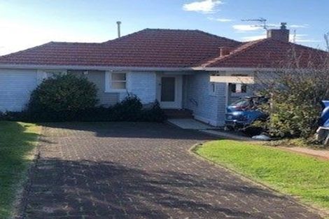 Photo of property in 35 Takutai Avenue, Half Moon Bay, Auckland, 2012