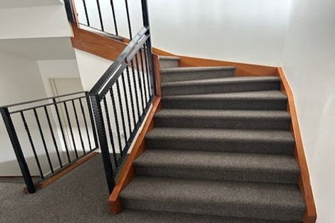 Photo of property in 11b Old Lake Road, Narrow Neck, Auckland, 0624