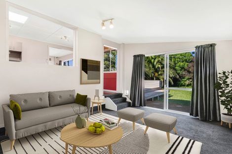 Photo of property in 118 Brandon Street, Featherston, 5710