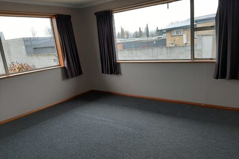 Photo of property in 9 Campbell Street, Alexandra, 9320