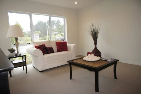 Photo of property in 121 Stancombe Road, Flat Bush, Auckland, 2016