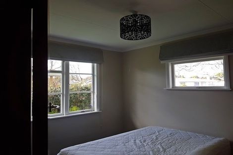 Photo of property in 10 Mcdonald Place, Awapuni, Palmerston North, 4412