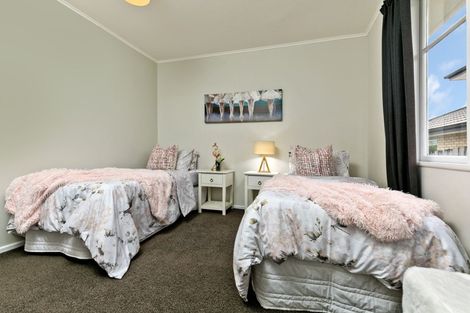 Photo of property in 114a Pooks Road, Ranui, Auckland, 0612