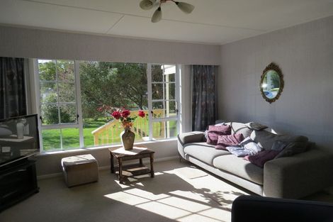 Photo of property in 165 Wainuiomata Road, Wainuiomata, Lower Hutt, 5014