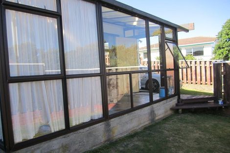 Photo of property in 78a Pope Street, Camborne, Porirua, 5026