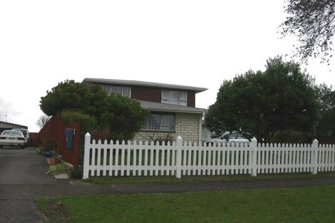 Photo of property in 15 Colonial Place, Kelvin Grove, Palmerston North, 4414