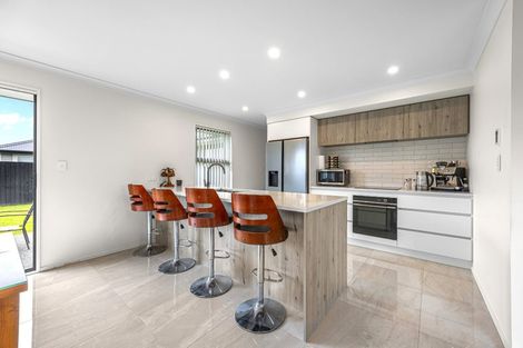 Photo of property in 15 Cleaver Street, Woodend, 7610