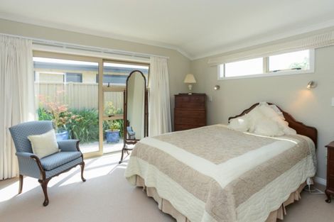 Photo of property in 6 Gregory Grove, Clive, 4102