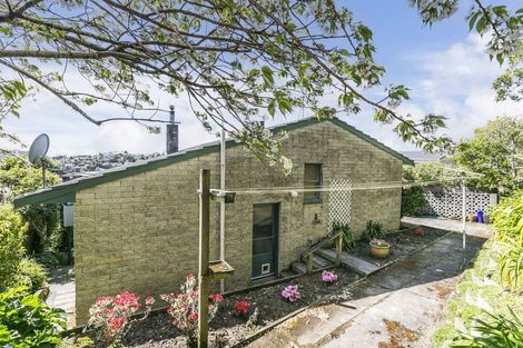 Photo of property in 26 Voltaire Street, Karori, Wellington, 6012