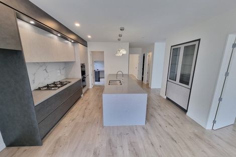 Photo of property in 25 Henriette Place, Totara Park, Auckland, 2105