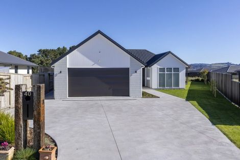Photo of property in 40 Maru Terrace, Wharewaka, Taupo, 3330