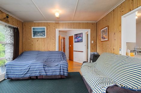 Photo of property in 63 Lyell Road, Outer Kaiti, Gisborne, 4010