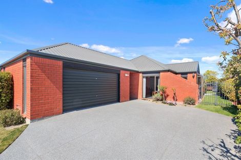 Photo of property in 24 Inglewood Place, Avonhead, Christchurch, 8042