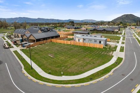 Photo of property in 12 Rubus Street, Wanaka, 9382