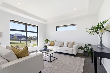 Photo of property in 17 Edgeworth Road, Darfield, 7571