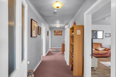 Photo of property in 6 Dundas Road, Sanson, 4817