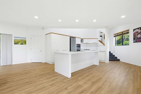 Photo of property in 18 Ngahere Road, Pukekohe, 2120